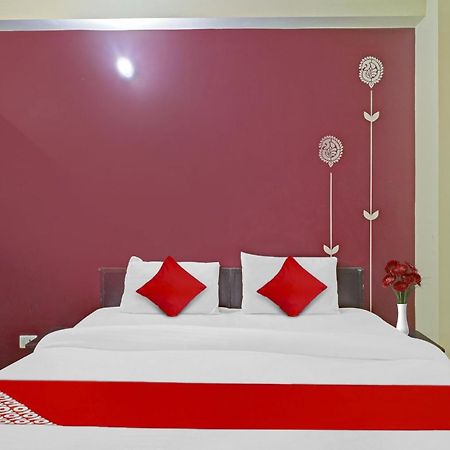 Hotel O A.K Palace Új-Delhi Kültér fotó