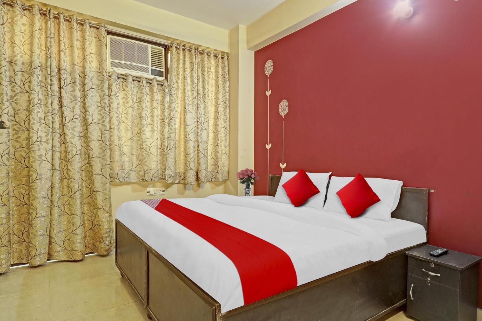 Hotel O A.K Palace Új-Delhi Kültér fotó