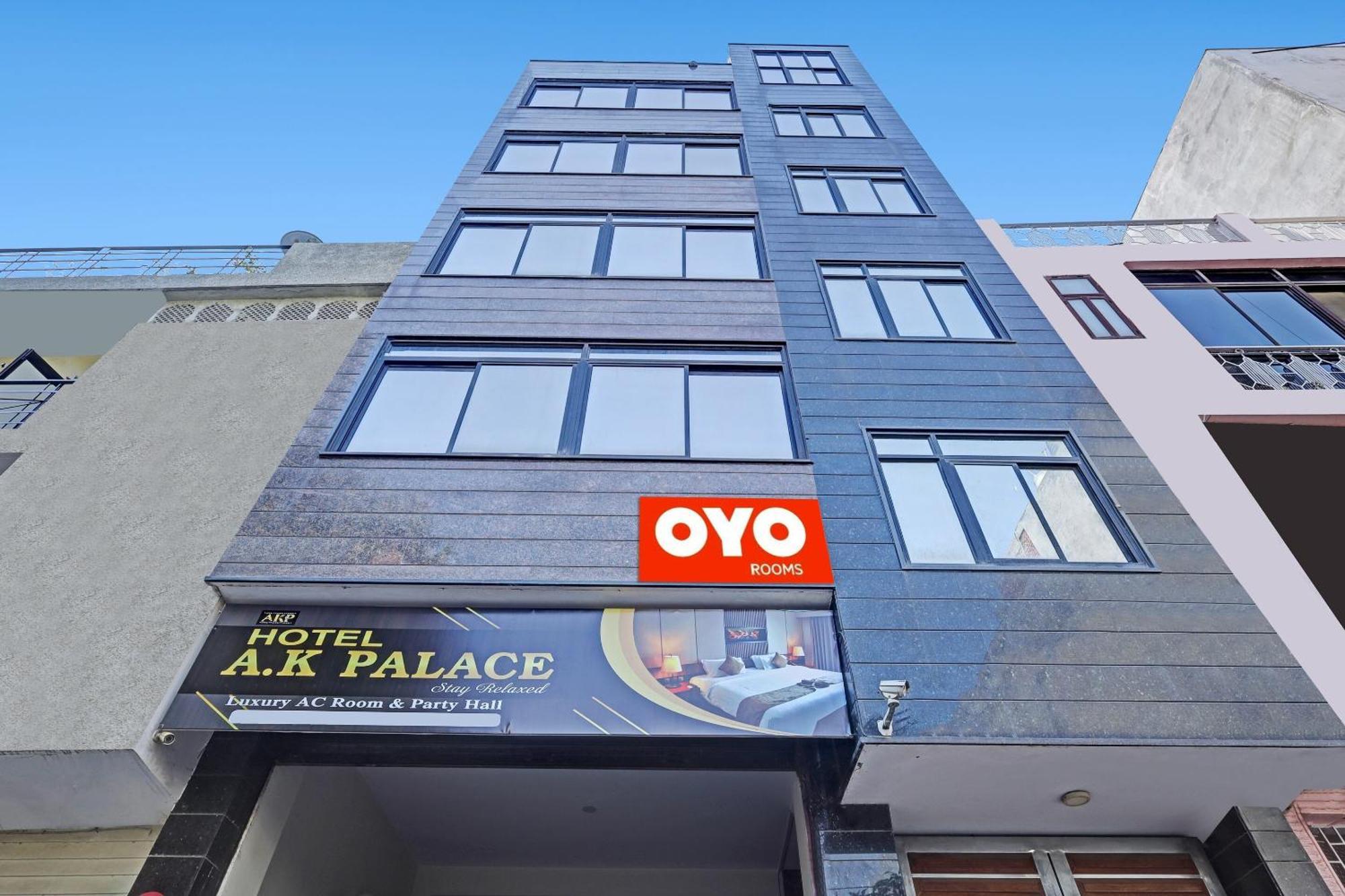 Hotel O A.K Palace Új-Delhi Kültér fotó