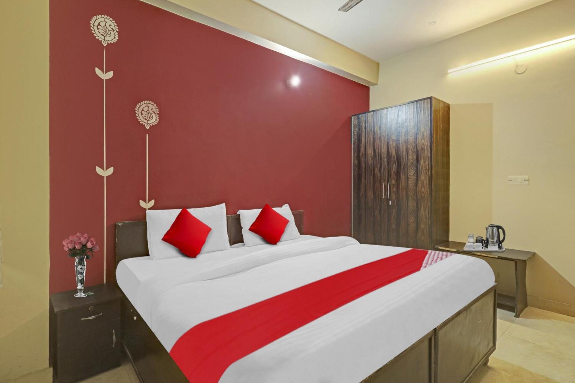 Hotel O A.K Palace Új-Delhi Kültér fotó